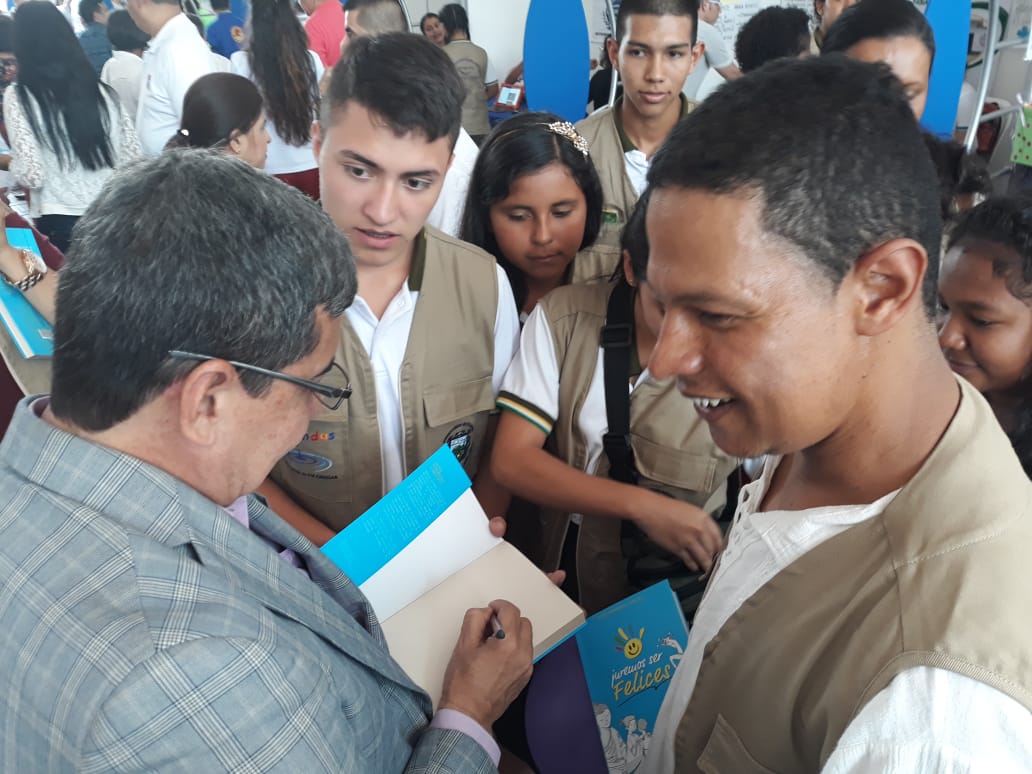 Juremos Ser Felices en el Colegio Santa Teresita del Niño Jesús.